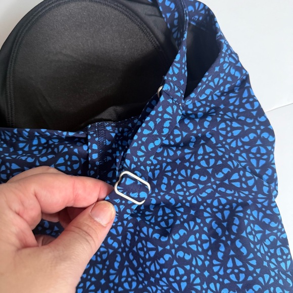 LL Bean Slimming Swimwear Tankini Top Women’s 14 Regular Shaping UPF 50+ - Picture 3 of 6